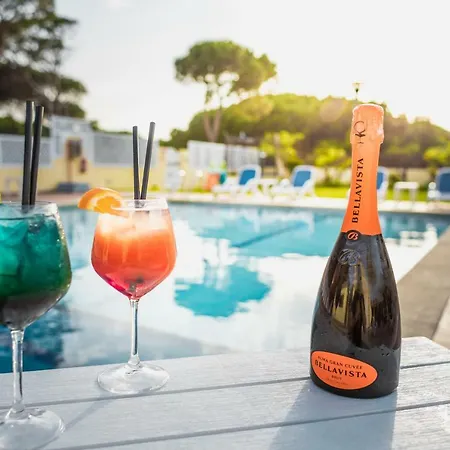 Fiore Di Maggio Hotel Villasimius