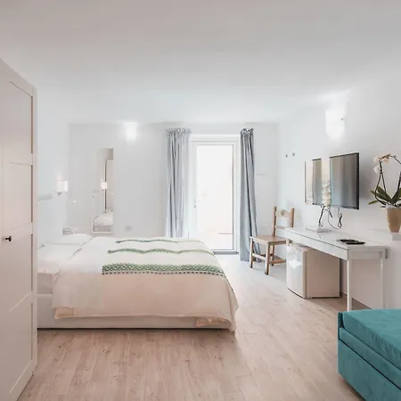 Fiore Di Maggio Hotel 3*