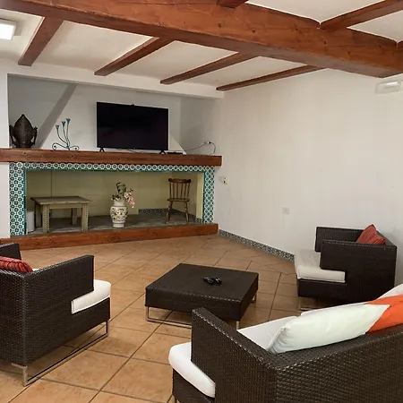 호텔 Fiore Di Maggio 빌라시미우스