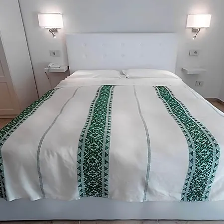 מלון Fiore Di Maggio וילסימיוס