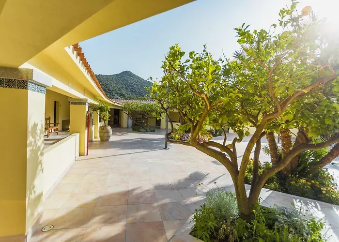 Szálloda Fiore Di Maggio Villasimius